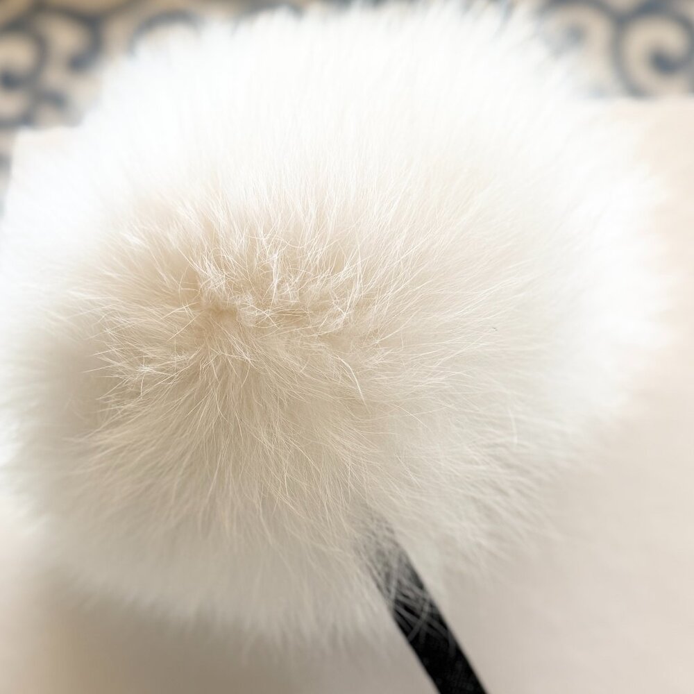 Jocelyn Fake Fur Keychain/Bag Charm - Picture 3 of 5